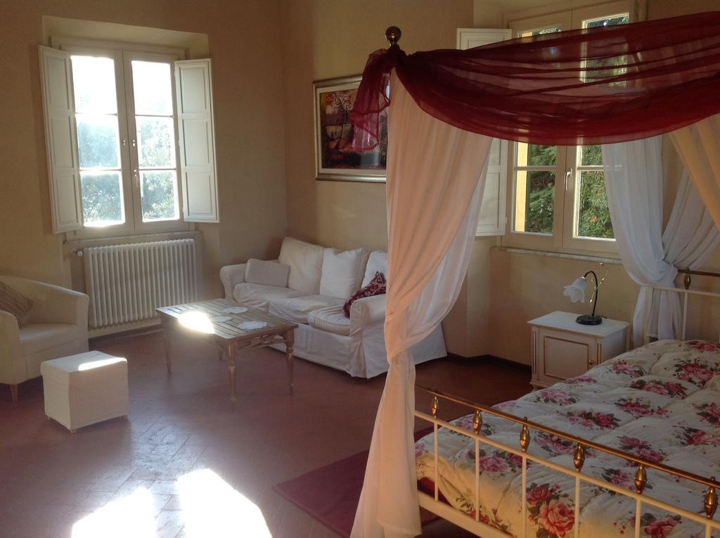 Villa Conti Fauglia Pokoj fotografie